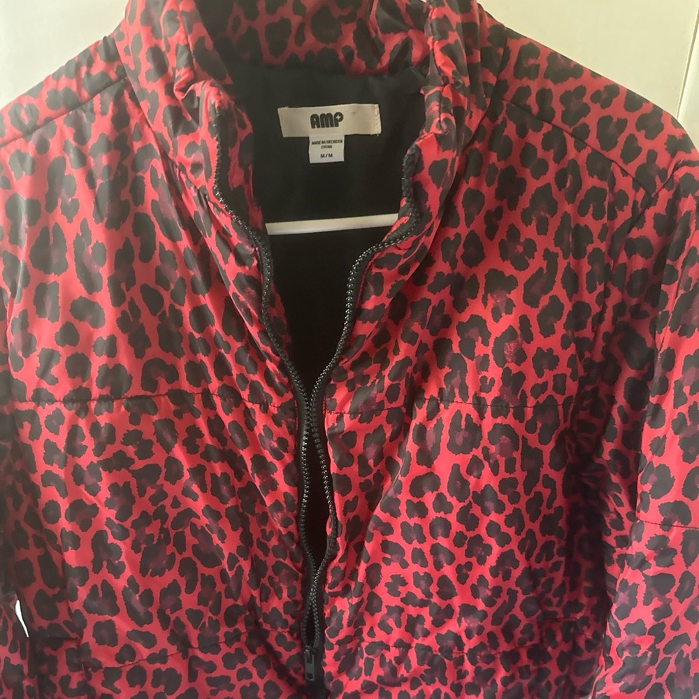 Women’s Red Cheetah print light weight puffer Jacket size M